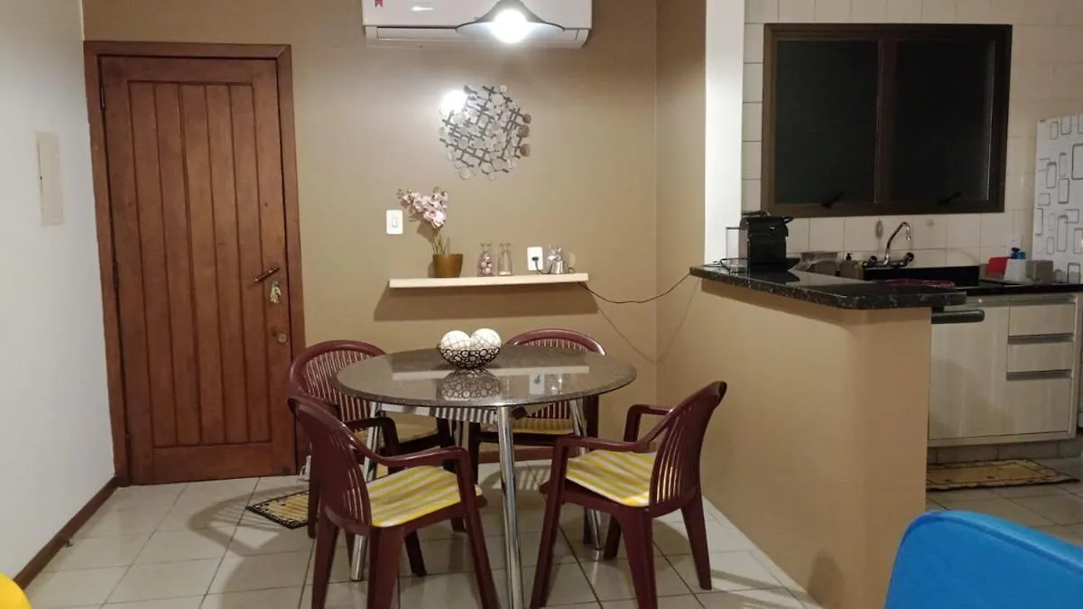 Predio Frente Mar Com Apartamento Canas Florianópolis 0*,  Brasil